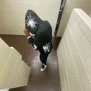 Meet your Posher, Kade